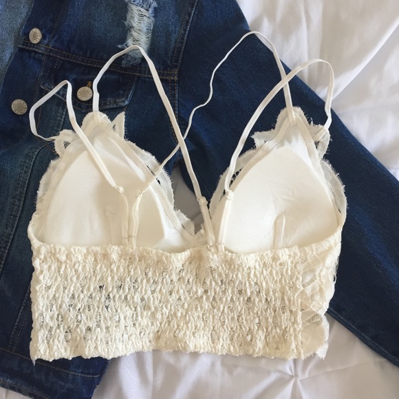 Off White Crochet Flower Lace Bralette - Picture 2 of 2